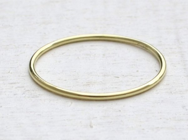 Schmaler 1mm Basic Ring aus 585er Gelbgold